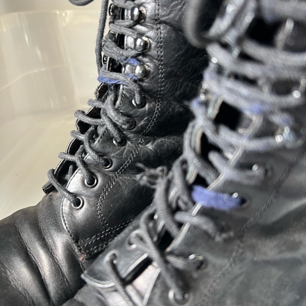 Vintage 90s Guess Granny Boots - Picture 10 of 11